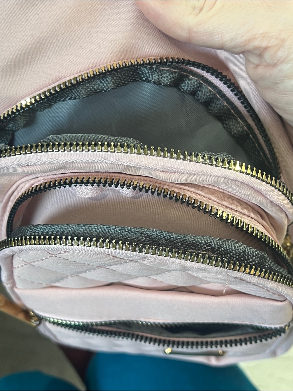 Quilted Pink Women's Sling Backpack - Unknown Brand - Picture 6 of 6